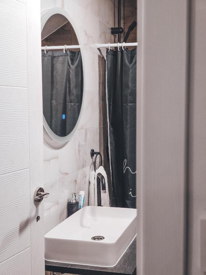 Velika Villa-Apartments Bognar מראה חיצוני תמונה