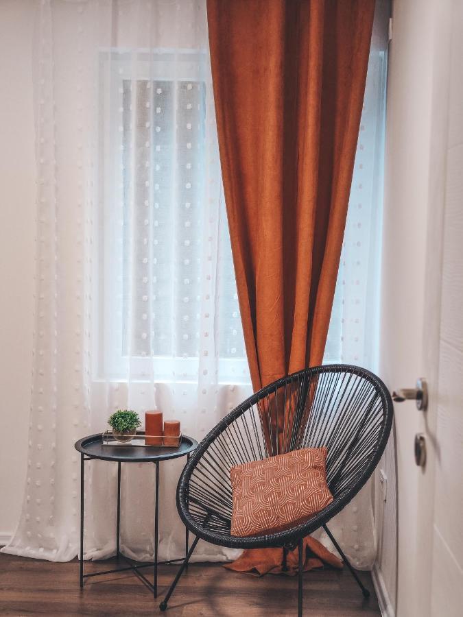 Velika Villa-Apartments Bognar מראה חיצוני תמונה